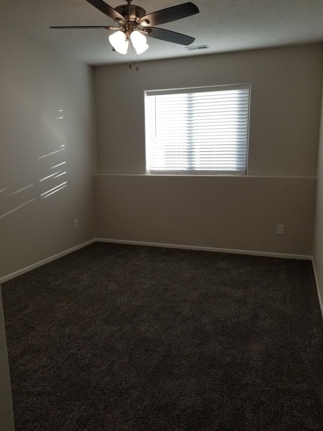 Building Photo - Daylight ranch townhome with 2 stall garage.  Private driveway and covered deck. high end finishe...