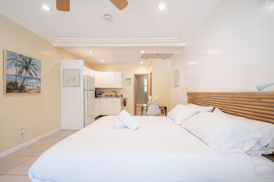 Building Photo - 316 Oregon St