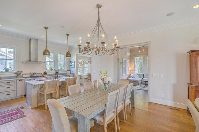 Building Photo - 1624 Diddy Dr