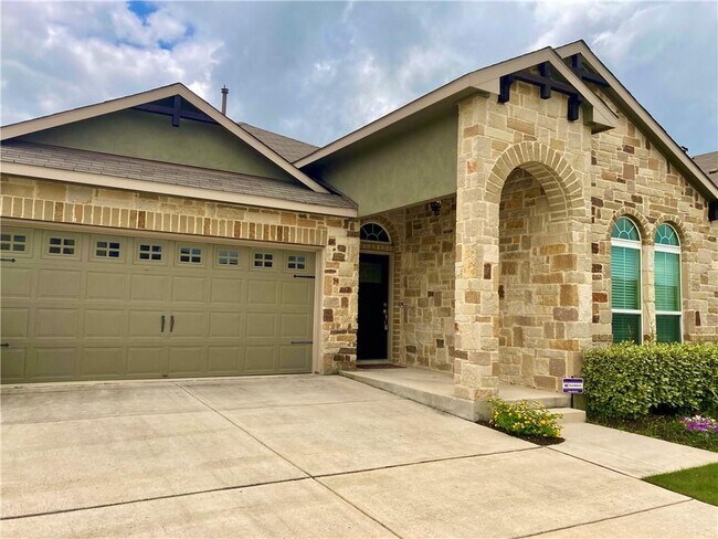 Building Photo - 307 Limestone Creek