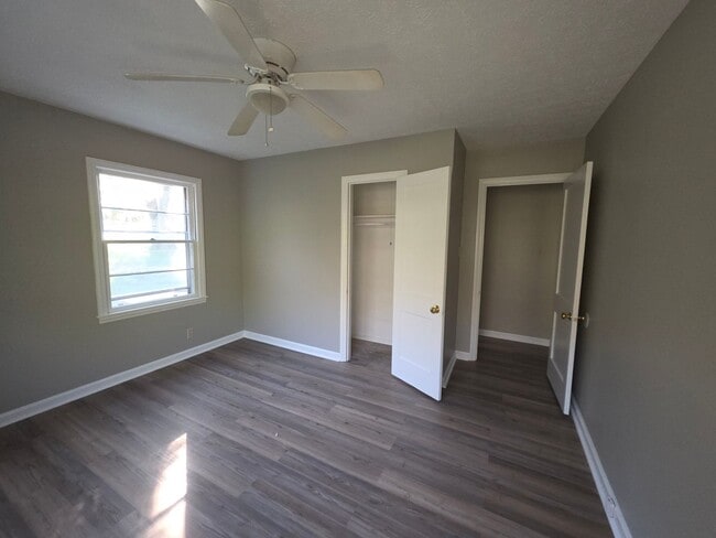 Building Photo - Holiday SPECIAL!! One Month FREE with a 13...