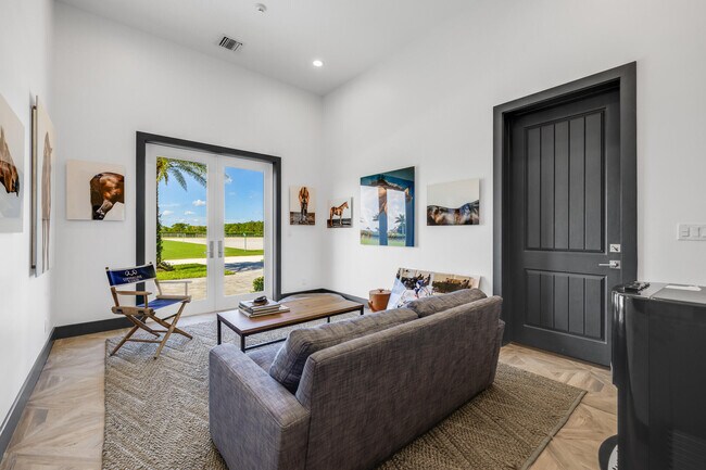 Building Photo - 5181 Lasso Wy