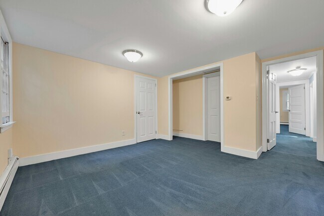 Building Photo - 288 S Van Dien Ave