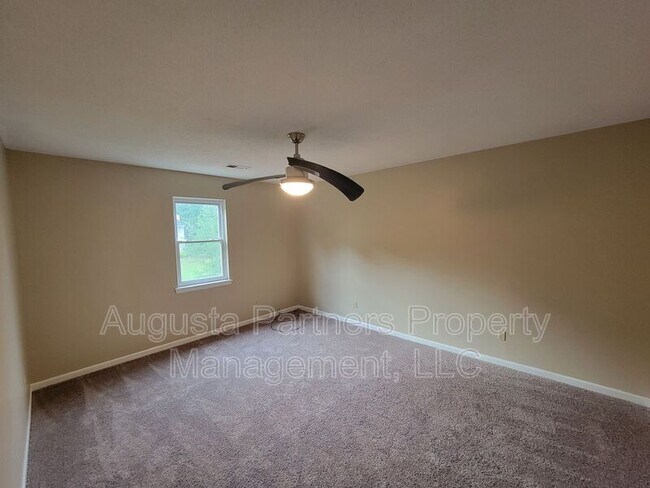 Building Photo - 4768 Red Leaf Ct