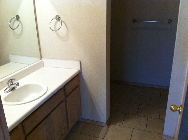 Building Photo - 3 Bedroom, 2 Bath, 2 Car Garage, Fenced Backyard