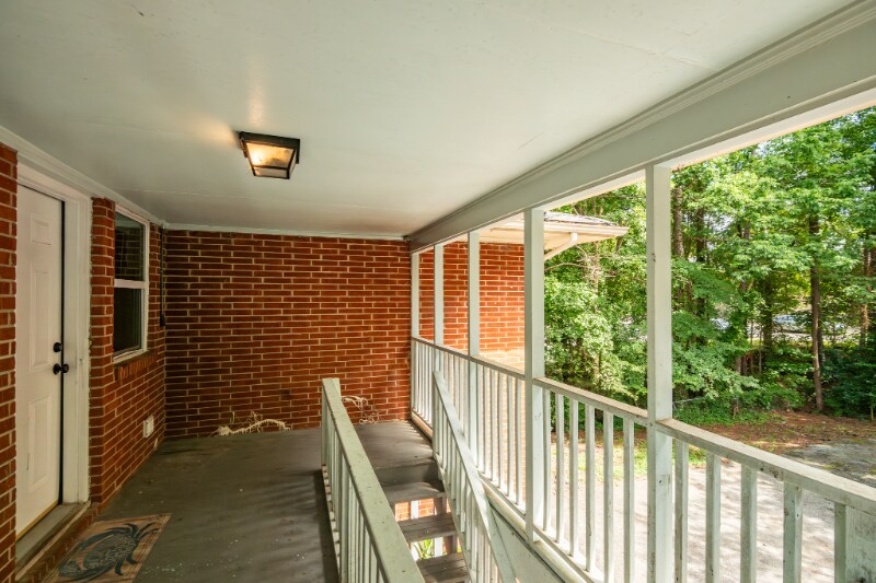 Building Photo - 2209 Morehead Ave