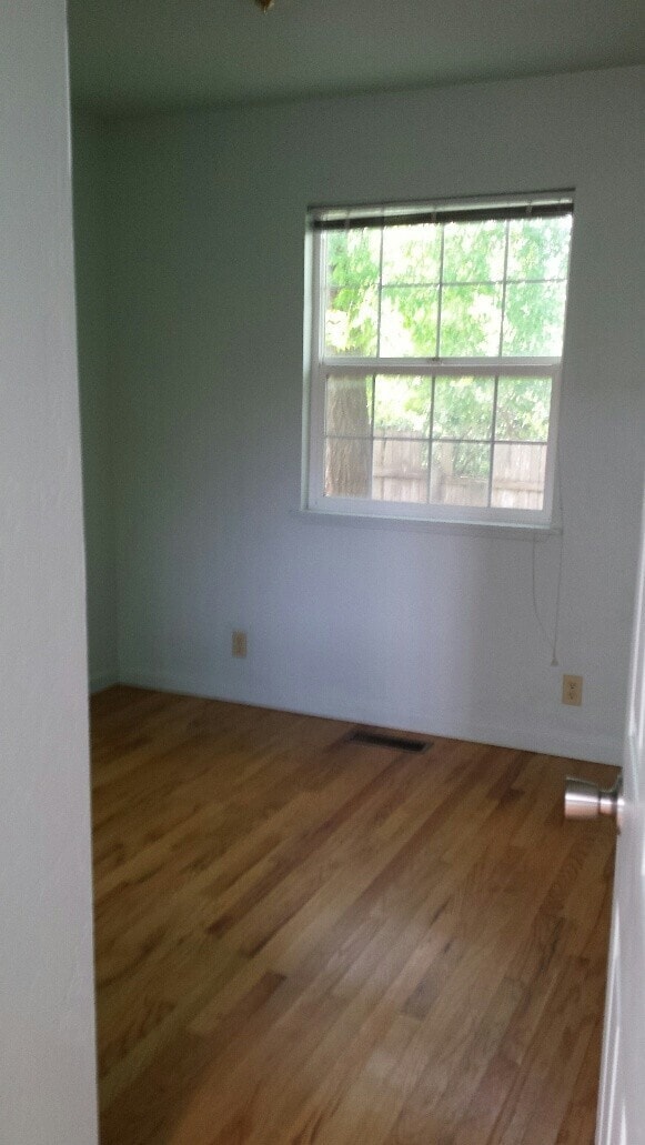 Building Photo - 1485mccr