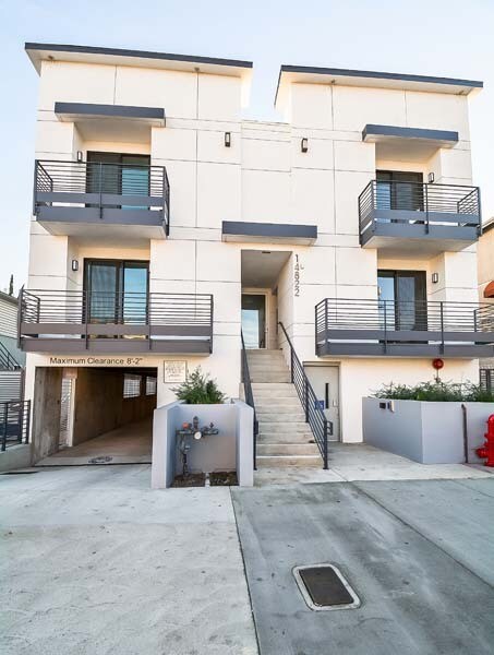Building Photo - 14822 Magnolia Blvd