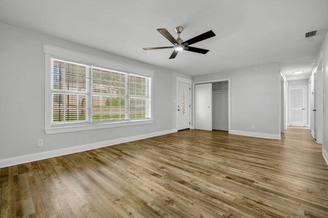 Building Photo - 1115 N Woodward Ave