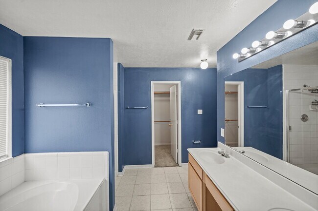 Building Photo - 19322 Cactus Rose Dr