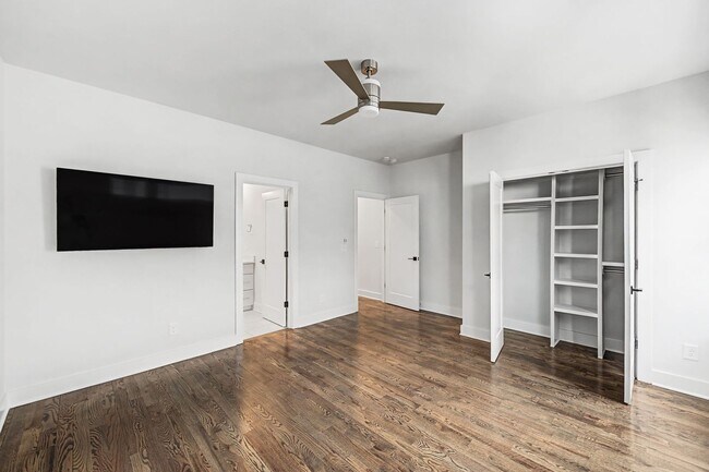 Building Photo - Luxury 3BE/3.5BA located in one of Nashville’s most walkable and vibrant neighborhoods.