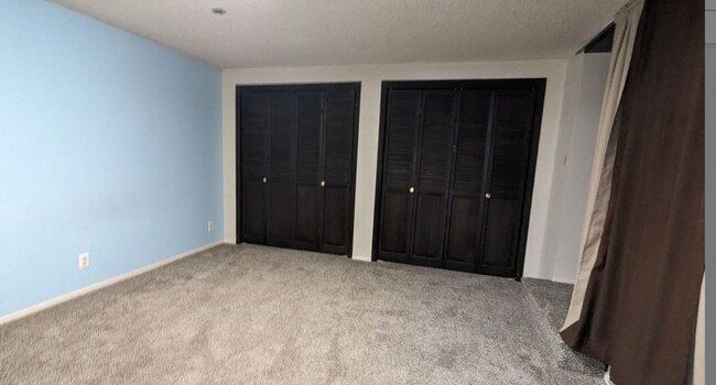 Building Photo - 309 S 300 W