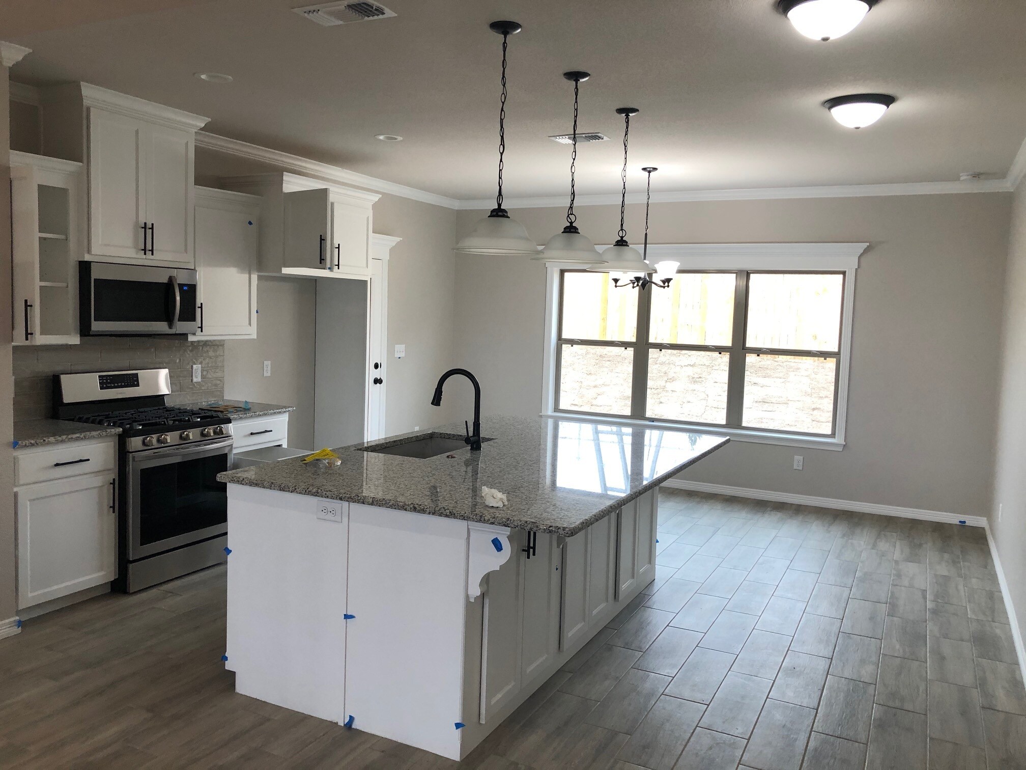 300 Kingdom Kitchen/Dining - 300 Kingdom Blvd