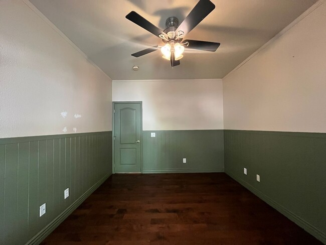 Building Photo - 1217 Echo Ct