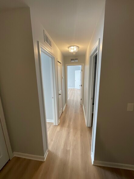 Building Photo - 29033 Whitby Dr