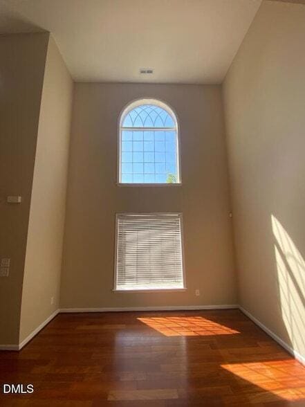 Building Photo - 105 Saltybrook Ln