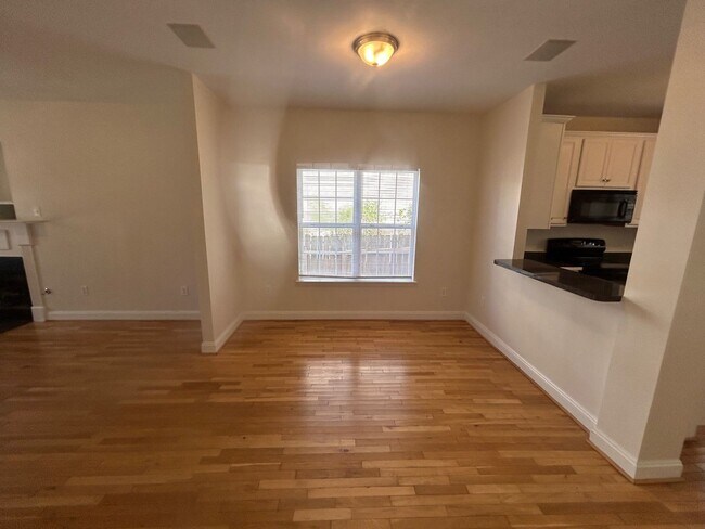 Building Photo - 168 Canal Pl Cir