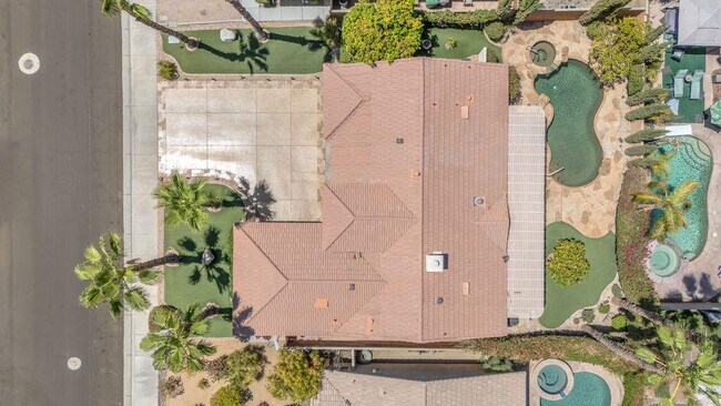 Building Photo - 79886 Dandelion Dr