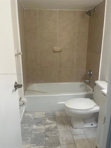 Building Photo - 1800 Sans Souci Blvd