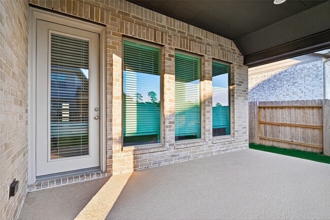 Building Photo - 14727 Band Tailed Pigeon Ct