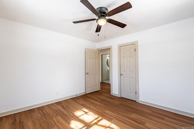 Building Photo - 511 S Grant St