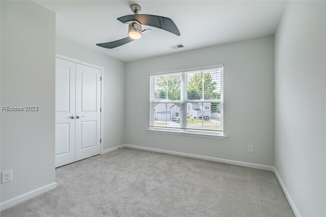 Building Photo - 1068 S Innovation Dr