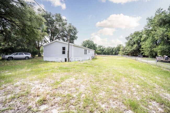 Building Photo - 4872 Evans St