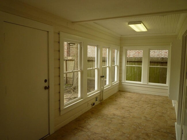Building Photo - 4107 Riley St