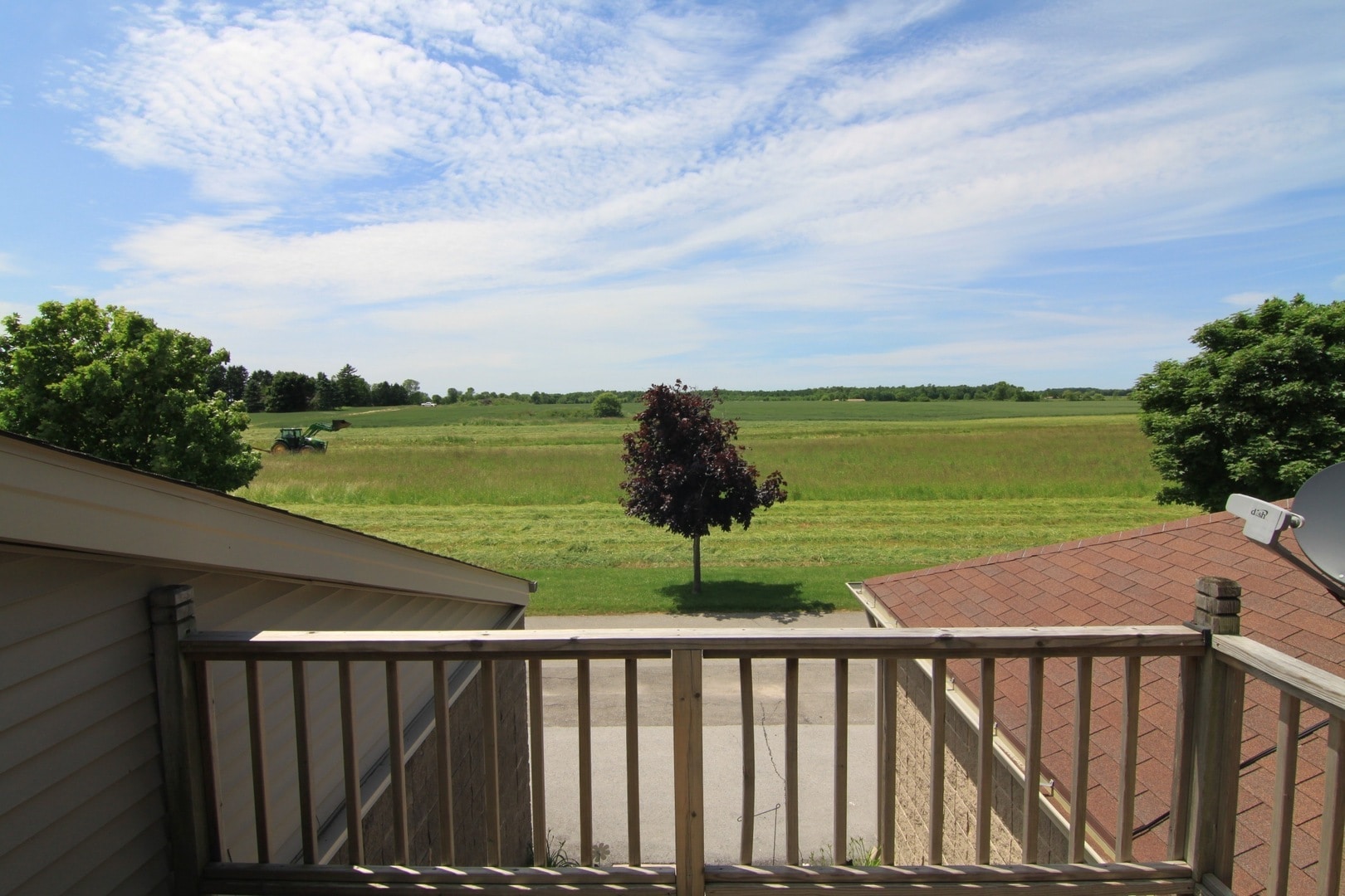 Interior Photo - Sawgrass