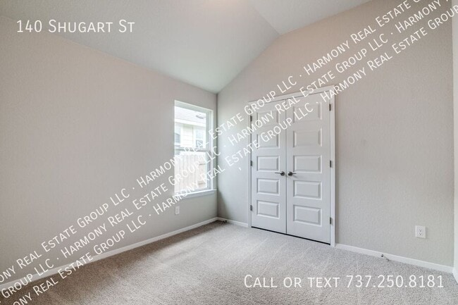 Building Photo - 140 Shugart St