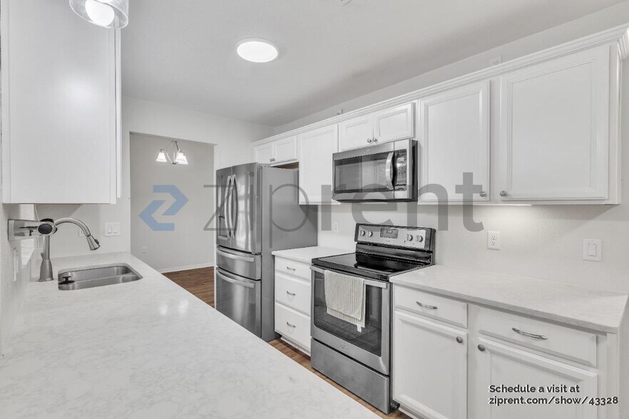 Building Photo - 1038 Malletwood Dr