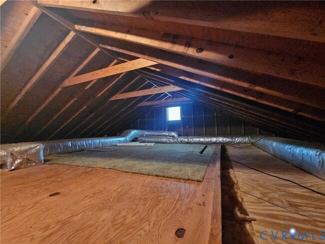 Building Photo - 517 Pleasanthill Dr