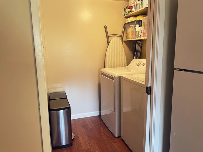 Laundry - 3349 Brittan Ave