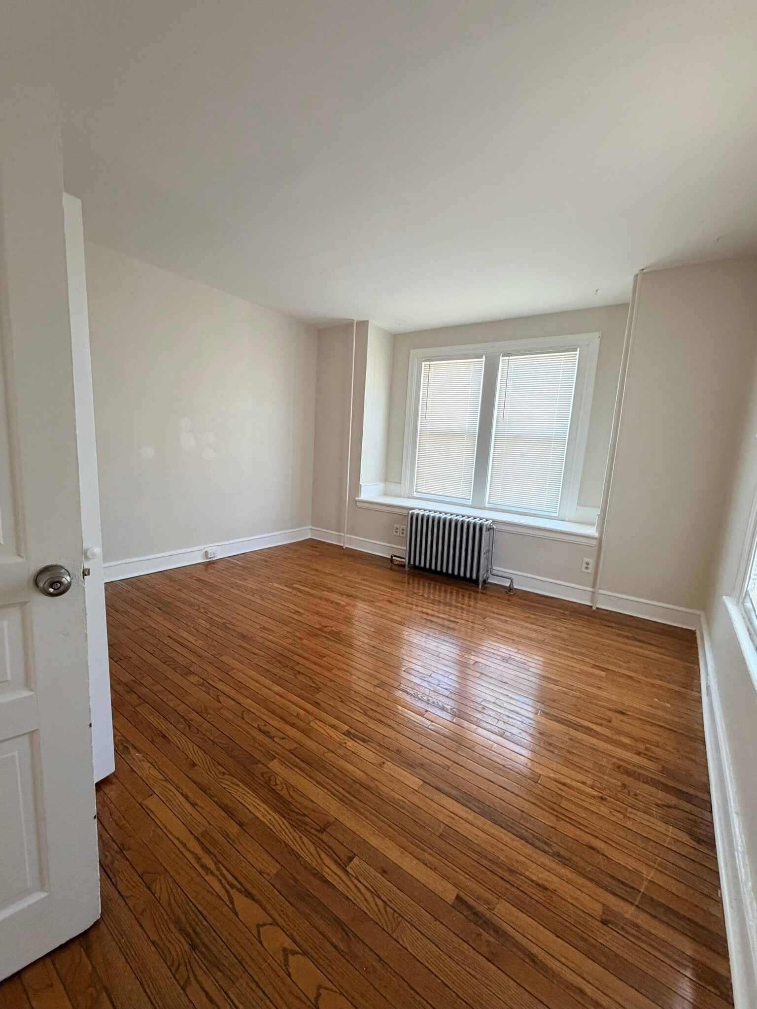 Building Photo - 123 Walnut Ave