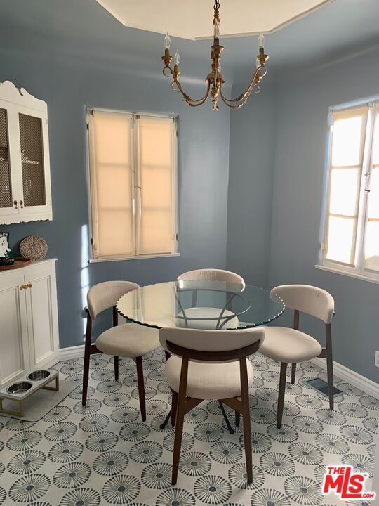 Building Photo - 8673 W Olympic Blvd