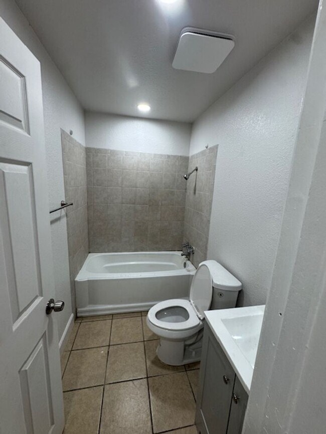 Building Photo - ***New Rental Home*** Affordable Housing W...