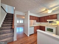 Building Photo - 8568 Koluder Ct