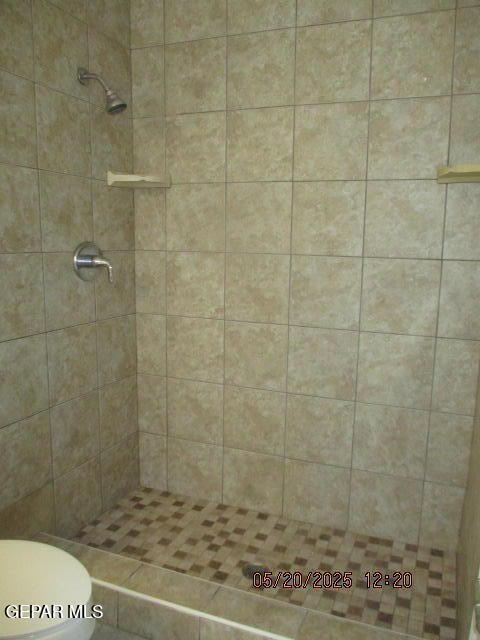 Building Photo - 6817 Escondido Dr