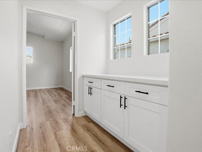 Building Photo - 356 Carrione Ct