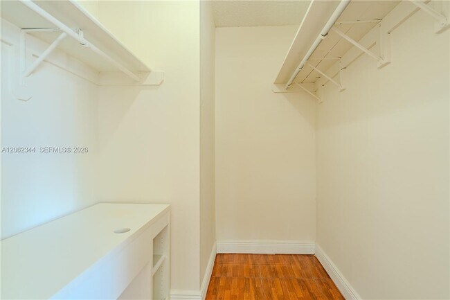 Building Photo - 482 NW 165th St