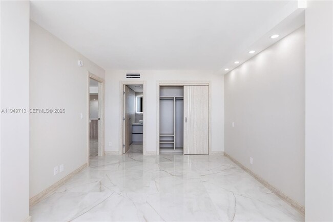 Building Photo - 2401 S Ocean Dr