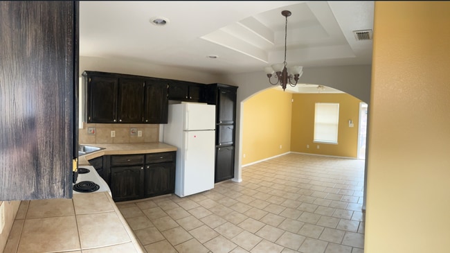 Building Photo - 1804 Agua Fina