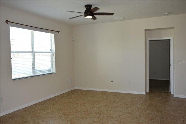 Building Photo - 2705 Carrickton Cir