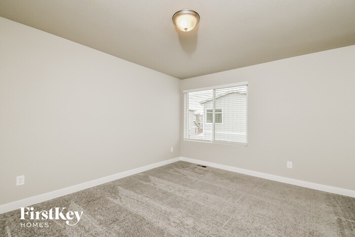 Building Photo - 11131 Murrelet Dr