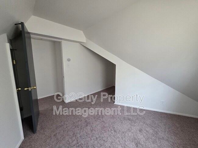 Building Photo - 9635 Everts St