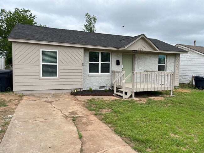 Building Photo - FULLY REMODELED 3 Bed Home in NW OKC