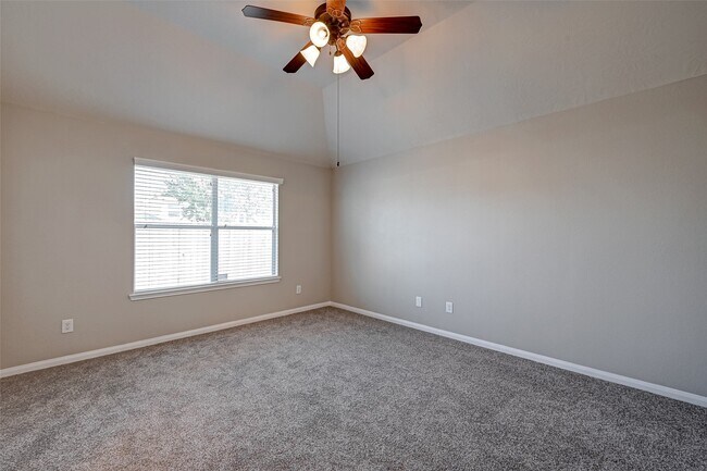 Building Photo - 8210 Rustic Cape Dr