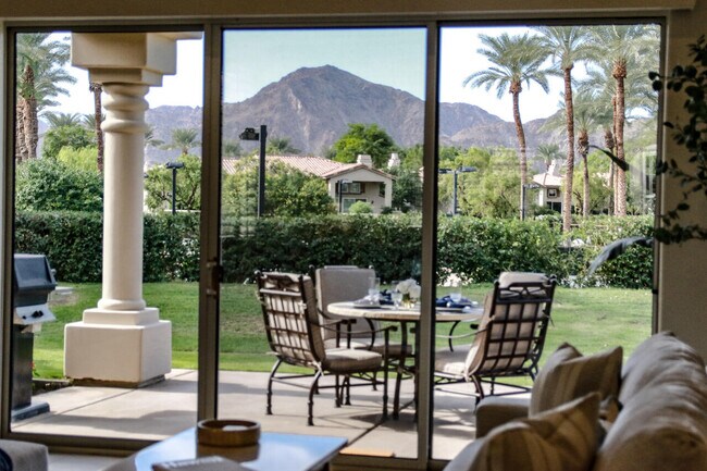 Building Photo - 48295 Casita Dr