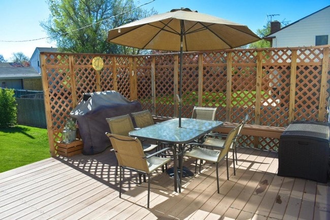 Building Photo - 14 Pierce St.