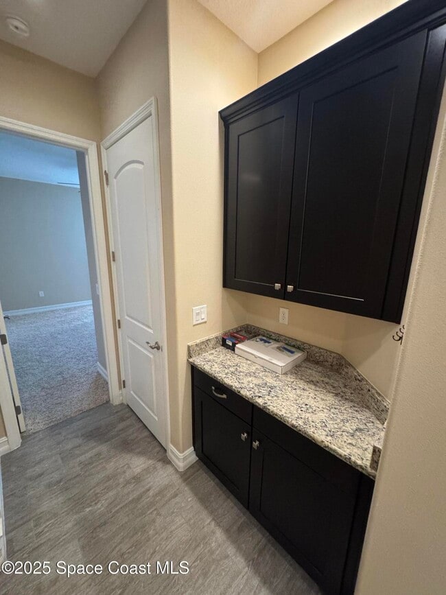 Building Photo - 3168 Lamanga Dr